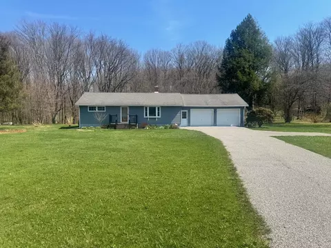 6154 Franklin Pike, Cochranton, PA 16314