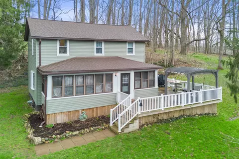 123 N Main St, Union City, PA 16438
