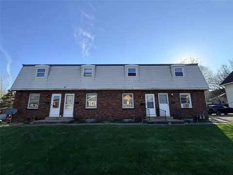 425-503 Lighthouse St, Erie, PA 16507