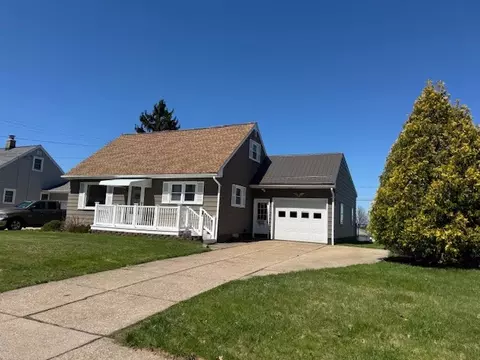 2520 E 43rd St, Erie, PA 16510