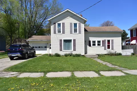 10066 Sampson Ave, Lake City, PA 16423