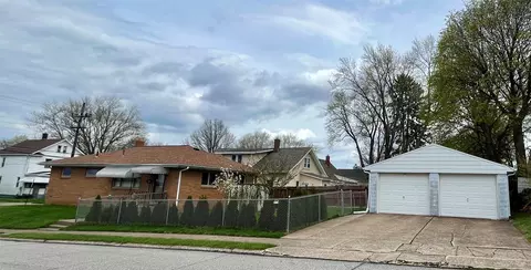 3203 Melrose Ave, Erie, PA 16508