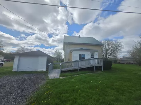 7163 Belle Rd, Harborcreek, PA 16421