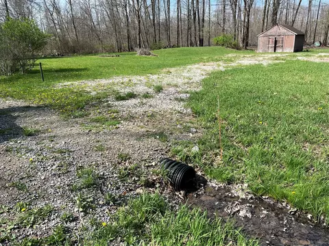 8607 Colonial Ln, Jamestown, PA 16134