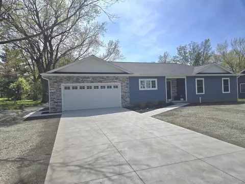 3877 Amidon Dr, Harborcreek, PA 16421
