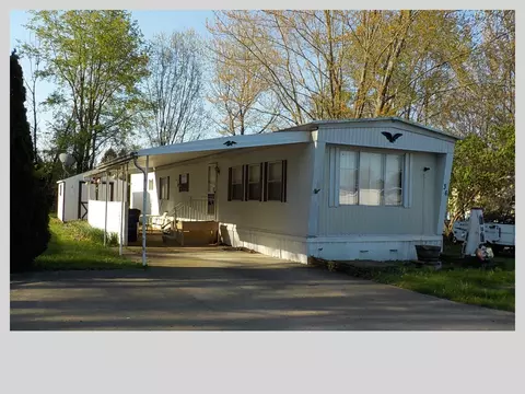 10644 W Main Rd #36, North East, PA 16428