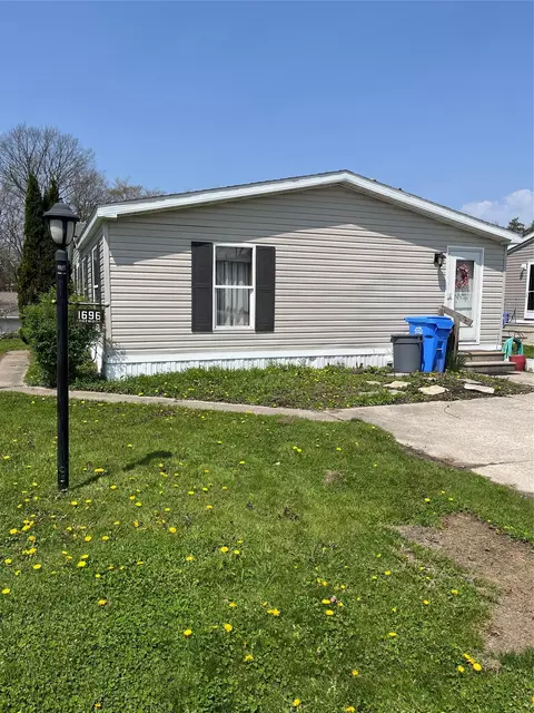 1696 Edgewood Dr, Summit, PA 16509