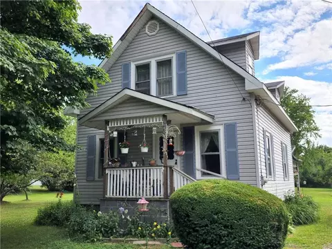 2730 Depot Rd, Harborcreek, PA 16421