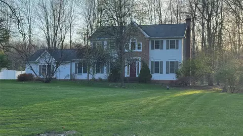 12716 Forrest Dr, Edinboro, PA 16412