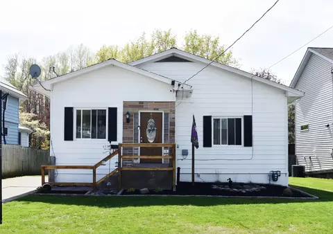 612 Montpelier Ave, Erie, PA 16505