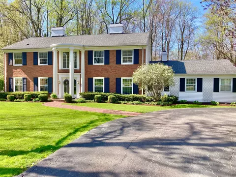 5672 Culpepper Dr, Fairview, PA 16415