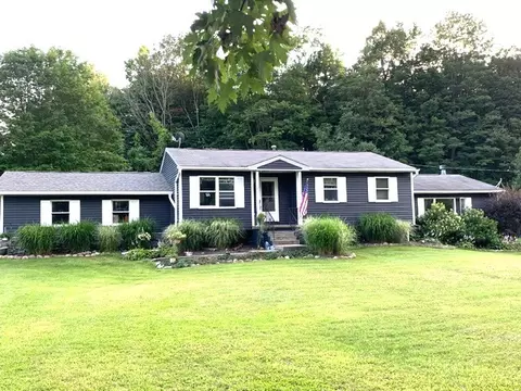 11218 Route 97 Rd N, Waterford, PA 16441