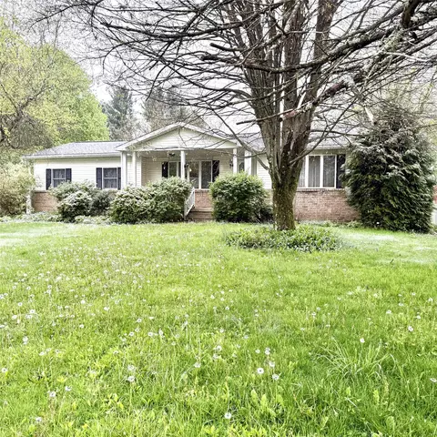 10407 Nancy Dr, Meadville, PA 16335