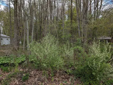 Maple Drive, Linesville, PA 16424