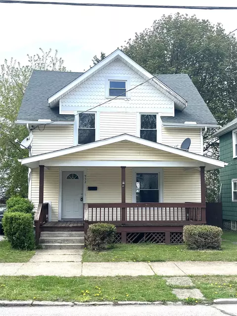 952 W 25th St, Erie, PA 16502