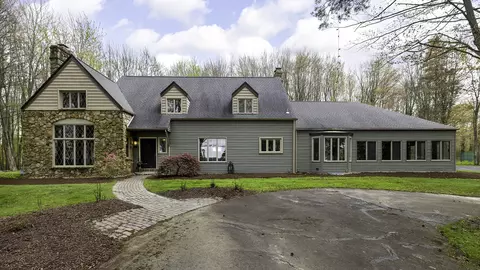6633 Heidler Rd, Fairview, PA 16415