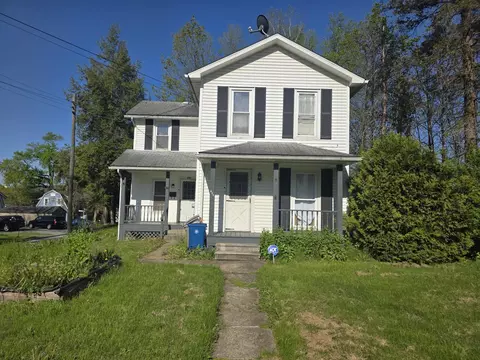 788 Stewart St, Meadville, PA 16335