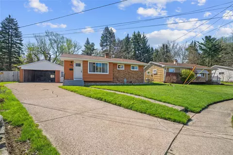 1333 W 45th St, Erie, PA 16509