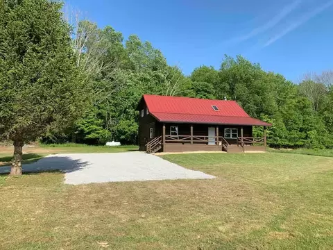 25985 Plank Rd, Guys Mills, PA 16327