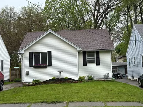 430 Chautauqua Blvd, Erie, PA 16511