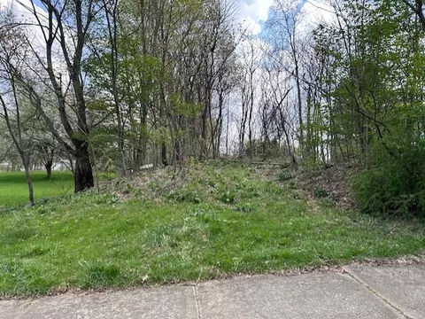 820 Mead Ave, Corry, PA 16407