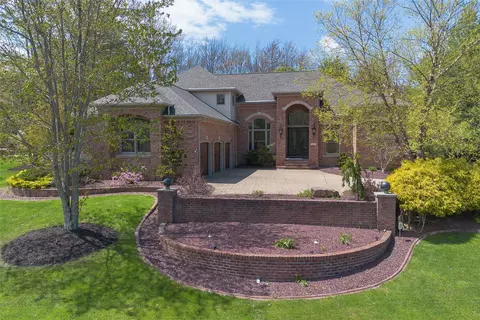 6238 Cobblestone Dr, Erie, PA 16509