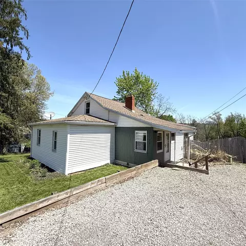 11776 Livermore Rd, Meadville, PA 16335