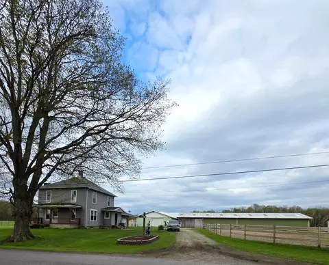 15826 Shermansville Rd, Linesville, PA 16424