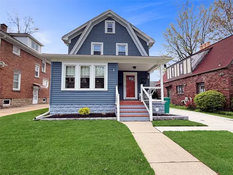 606 Howe Ave, Erie, PA 16511