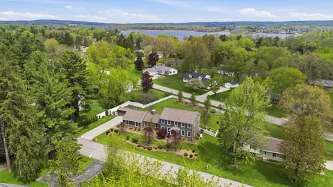 117 S Skytop Rd, Edinboro, PA 16412