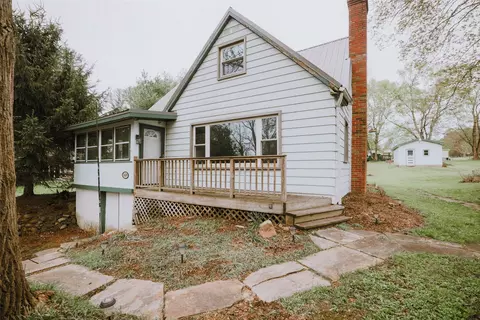 36189 Circuit Dr, Union City, PA 16438