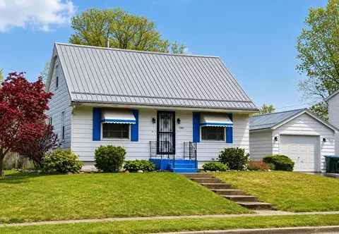 2903 Bird Dr, Erie, PA 16510