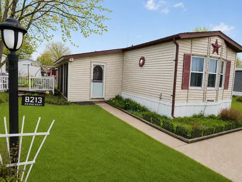 8213 Briercrest St, Summit, PA 16509