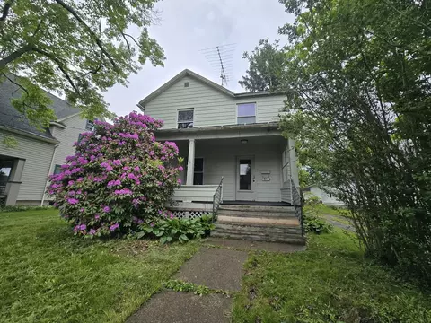 821 Alcoma St, Sharon, PA 16146