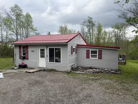 1030 Water St, Conneaut Lake, PA 16316