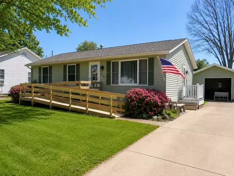 235 Riley Rd, Girard Boro, PA 16415