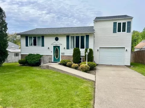 2602 E 26th St, Erie, PA 16510