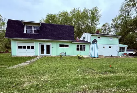 7588 Hurlbert Rd, Jamestown, PA 16134