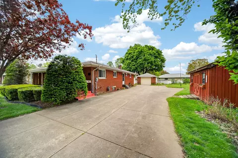 323 Harvey Ave, Erie, PA 16511
