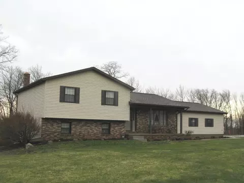 7850 Curtt Heights Dr, Harborcreek, PA 16421
