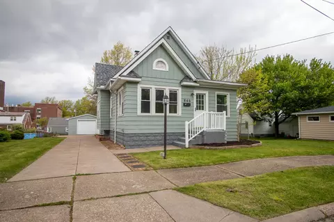 846 E 33rd St, Erie, PA 16504