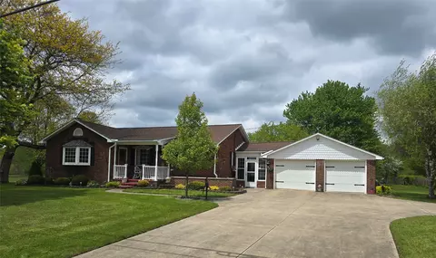 9710 Crane Rd, Cranesville, PA 16410