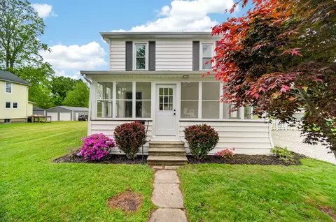 9932 Sampson Ave, Lake City, PA 16423