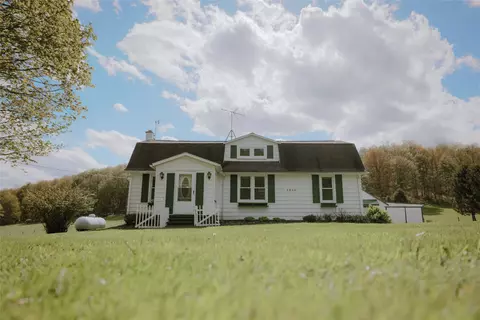 3810 Picidilli Hill Rd, Corry, PA 16407
