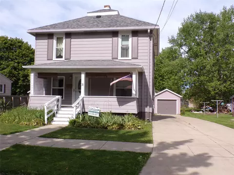 31 Cherry St, Albion, PA 16401