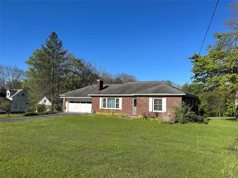 9439 Mercer Pike, Meadville, PA 16335