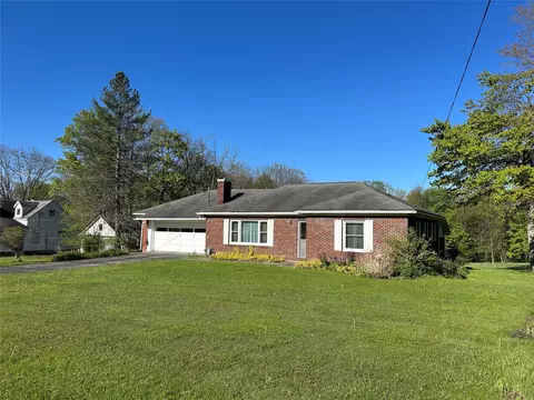 9439 Mercer Pike, Meadville, PA 16335
