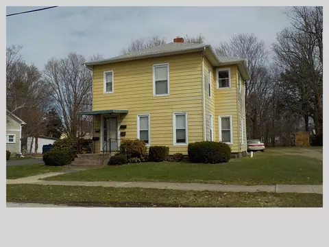 64 Vine St, North East, PA 16428