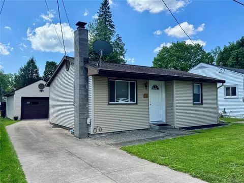 209 Hickory St, Edinboro, PA 16412