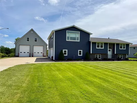 9601 Shunpike Rd, Waterford, PA 16441